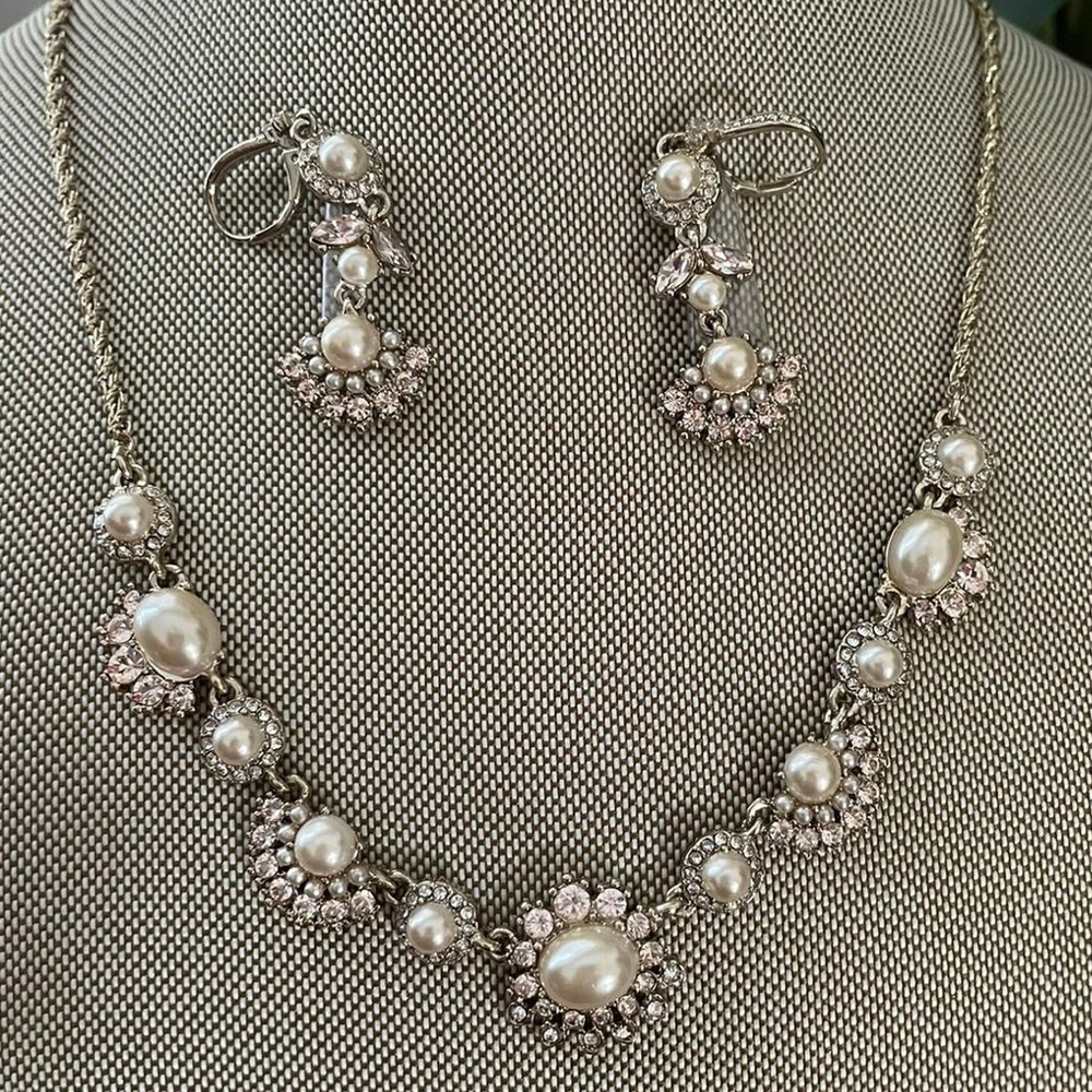NWOT Marchesa Pink Pearl Frontal Necklace and Double Drop Earrings - Picture 2 of 3